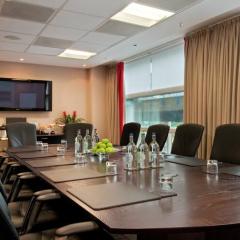 Executive Boardroom - Hilton London Canary Wharf