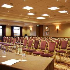 MacLeod Suite - DoubleTree By Hilton Dunblane Hydro