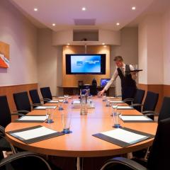 Boardroom - Novotel Leeds Centre
