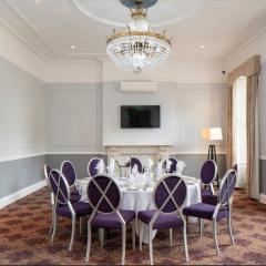 Drawing Room - London Chigwell Prince Regent Hotel, Signature Collection by Best Western