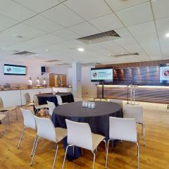 Royal Suite - Reading FC Conference and Events