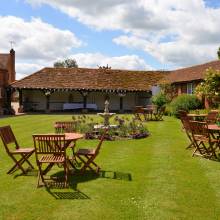 The Cloister Garden - Lillibrooke Manor & Barns