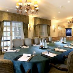 The Thames Room - Macdonald Compleat Angler Hotel
