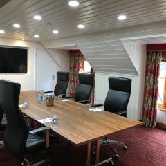 Manor - Pennyhill Park Hotel & Spa