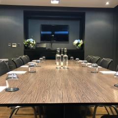 Boardroom - Holiday Inn Southend