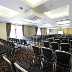 Charter Suite - The Link Hotel