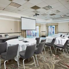 Sunningdale One Suite - Doubletree by Hilton St Anne's Manor