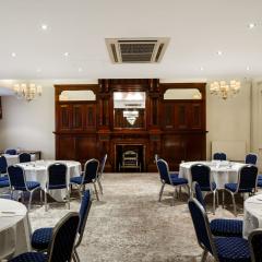 CROMWELL - The Grand Hotel Leicester