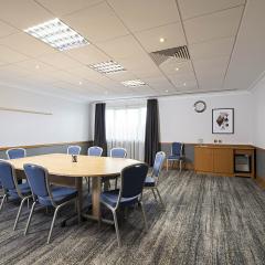 Collett Suite - DoubleTree by Hilton Swindon